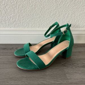Women Low Heels Open Toe Ankle Strap Sandals Green size 7